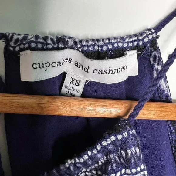 Cupcakes & Cashmere Navy Print Darden Mini Shift Dress Size XS - Picture 11 of 12